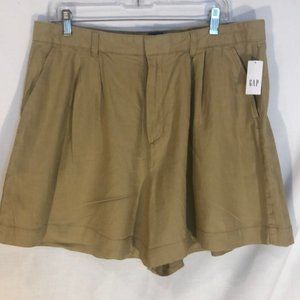 Gap Linen Rayon Blend Khaki Short 5 inch inseam NWT
